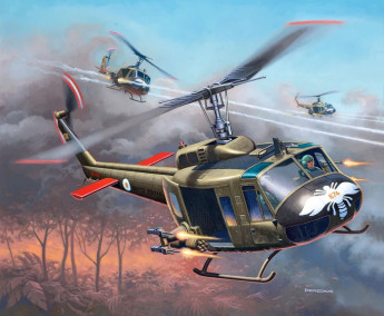 1:100 Bell UH-1H Gunship