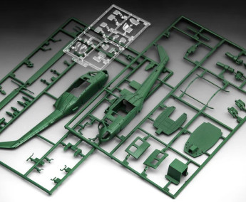 1:100 Bell UH-1H Gunship