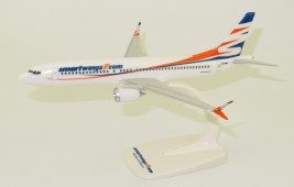 1:200 Boeing 737 MAX 8, SmartWings, kolory z lat 2000.