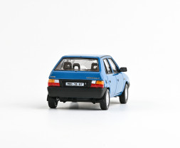 1:43 Skoda Favorit 136L (1988) – niebieska Skoda