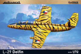 1:72 Aero L-29 Dolphin (edycja ProfiPACK)
