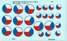 1:32 Československé výsostné znaky s modrým lemem