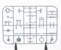 1:48 Focke-Wulf Fw 190 D-9 (edycja WEEKENDOWA)