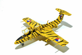 1:72 Aero L-29 Delfín, nr 2853, Tiger, Žatec, 1992
