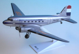 1:100 Douglas DC-3 KLM Royal Dutch Airlines „Lata 50.” Kolory (Snap-Fit)