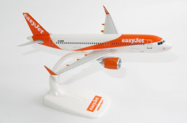 1:200 Airbus A320-251N, EasyJet (zatrzaskowy)