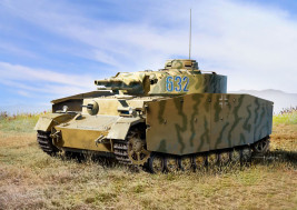 1:35 Pz.Kpfw.IV Ausf.F1(F) z Schürzen