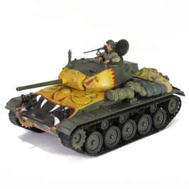 1:35 M24 Chaffee, Armia USA, Korea Południowa, 1950 z figurką