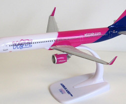 1:200 Airbus A321-271NX, Wizz Air (zatrzaskowe)