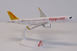 1:200 Airbus A321-251NX, Pegasus Airlines, Asem Zümra (zatrzaskowe)