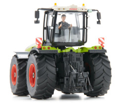 1:32 SIKU Control32 – RC Ciągnik Claas Xerrion 5000 TRAC VC, Bluetooth App