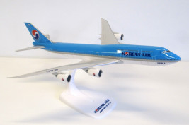 1:250 Boeing 747-8B5, Korean Air, kolory z lat 2000. (Snap-Fit)