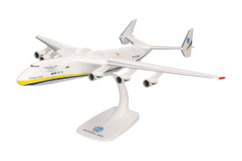 1:250 Antonow An-225 Biuro Projektowe "Kolory 2009" (Snap-Fit)