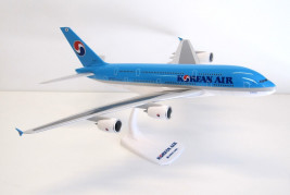 1:200 Airbus A380-861 Korean Air „2000s” Colors (Snap-Fit)