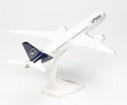 1:200 Boeing B787-9 Lufthansa ″2018s″ Colors, Named ″Berlin″ (Snap-Fit)