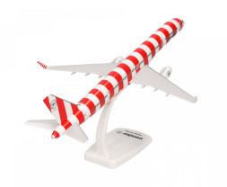 1:200 Boeing B757-330(WL) Condor ″Red Passion″ Colors (Snap-Fit)