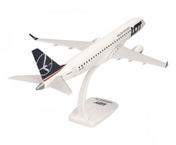 1:100 Embraer ERJ-195LR (ERJ-190-200 LR) LOT Polish Airlines ″2010″ Colors (Snap-Fit)