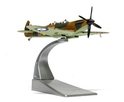 1:72 Supermarine Spitfire T9 - SM520 - Spitfires.com - Goodwood Aerodrome