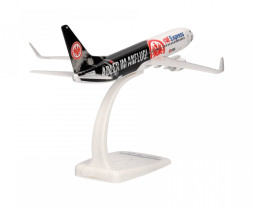 1:200 Boeing B737-8MA(WL) Sun Express ″Eintracht Frankfurt″ Colors w. ″Adler im Anflug″ Tittles (Snap-Fit)