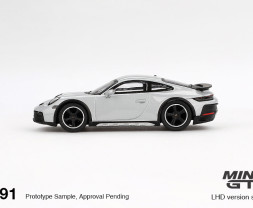 1:64 Porsche 911 Dakar Ice Grey Metallic