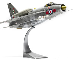 1:48 English Electric Lightning F.6, RAF No.5 Sqn, RAF Leconfield