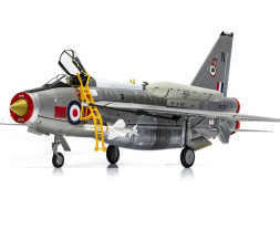 1:48 English Electric Lightning F.6, RAF No.5 Sqn, RAF Leconfield