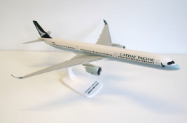 1:200 Airbus A350-1041 Cathay Pacific ″2010s″ colors (Snap-Fit)