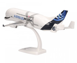 1:200 A330-743L Beluga XL Airbus ″Beluga House Colors″ w. ″Also flying outsized cargo to your destination / The beating heart of Airbus″ (Snap-Fit)