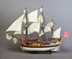 1:65 HMS Endeavour