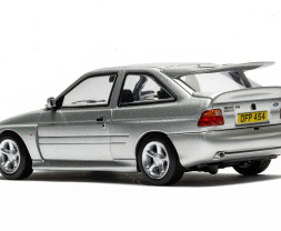 1:43 Ford Escort RS Cosworth, Moondust Silver