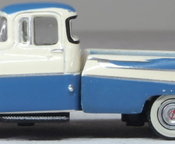 1:87 Dodge D100 Sweptside Pick Up 1957 Ice Blue / Glacier White