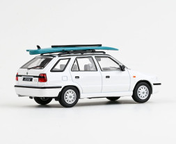 1:43 Škoda Felicia FL Combi (1998) – White Candy