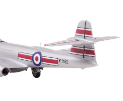 1:32 Gloster Meteor F.8/FR.9 (First Edition) 