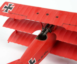 1:72 Fokker DR.I Triplane (Starter Kit)