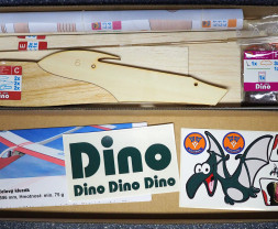 Hiesbök mini Dino – School Glider, Wingspan 780 mm (Kit)