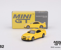 1:64 Nissan Skyline GT-R (R34) V-Spec Lightning Yellow