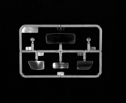 1:35 Sd.Kfz.3b w/ 2cm FlaK 38 and Crew