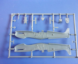 1:72 Supermarine Spitfire Tr.8 (Premium)