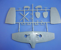 1:72 Supermarine Spitfire Tr.9 „Air Show“