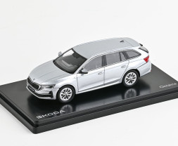 1:43 Skoda Octavia IV FL Combi (2024) - Silver Brilliant Metallic