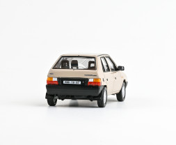 1:43 Skoda Favorit 136L (1988) – beż