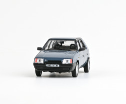 1:43 Škoda Favorit 136L (1988) – ciemnoszary niebieski