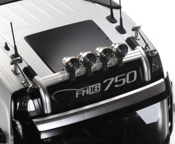 1:14 Volvo FH16 Globetrotter 750 8×4 Tow Truck Silver 
