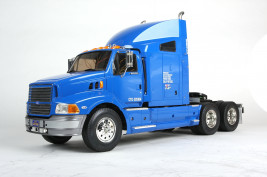 1:14 Ford Aeromax (zestaw do budowy)